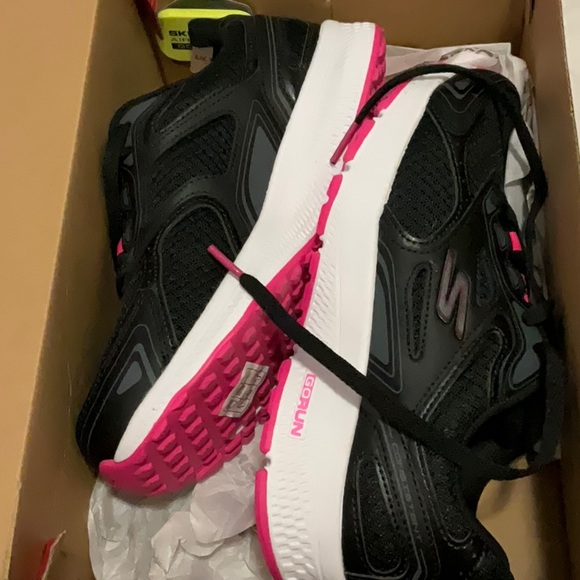 Sketchers GOrun Consistent Athletic 128075 - Picture 10 of 11